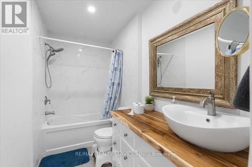 2425 County Rd 3, Prince Edward County, ON - Indoor Photo Showing Bathroom