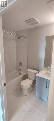 2301 - 15 Queen Street S, Hamilton, ON - Indoor Photo Showing Bathroom