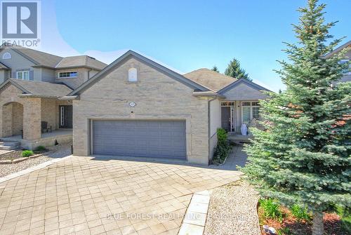 1555 Coronation Dr, London, ON - Outdoor