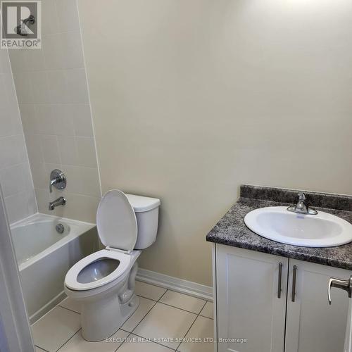 24 Revol Road, Penetanguishene, ON - Indoor Photo Showing Bathroom