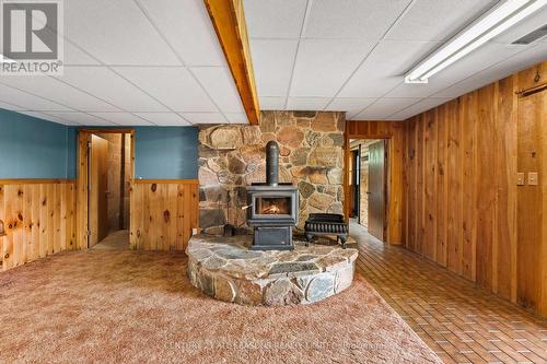 32062 Hwy 28 E, Bancroft, ON - Indoor With Fireplace