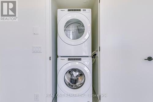 605 - 335 Wheat Boom Drive, Oakville, ON - Indoor Photo Showing Laundry Room