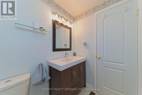 19 Wheatfield Road, Brampton, ON - Indoor Photo Showing Bathroom