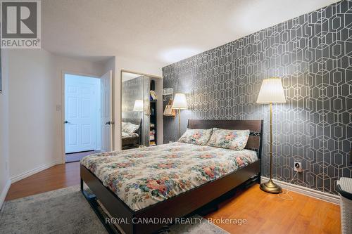 #1102 - 25 Agnes Street, Mississauga, ON - Indoor Photo Showing Bedroom