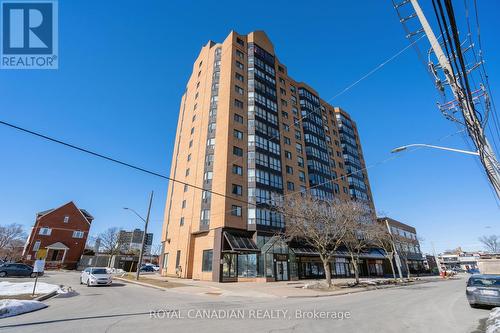 #1102 - 25 Agnes Street, Mississauga, ON - Outdoor With Facade