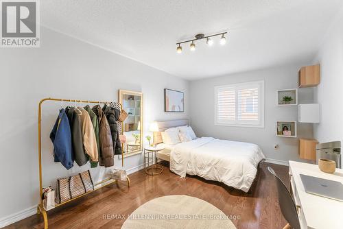 1021 Woodward Avenue, Milton, ON - Indoor Photo Showing Bedroom