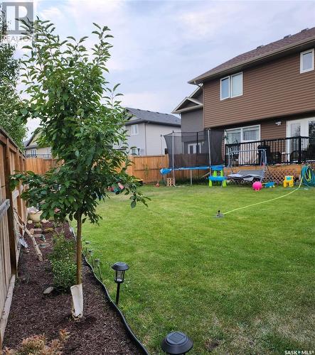 318 Lehrer Manor, Saskatoon, SK - Outdoor With Backyard