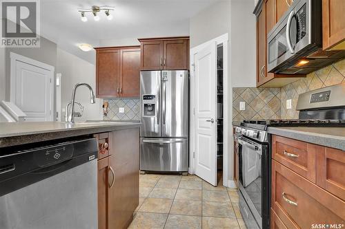 4625 Padwick Road, Regina, SK - Indoor Photo Showing Kitchen With Stainless Steel Kitchen