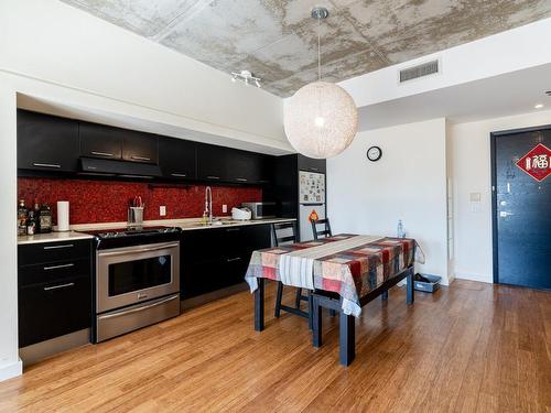 Dining room - 1703-350 Boul. De Maisonneuve O., Montréal (Ville-Marie), QC - Indoor Photo Showing Kitchen