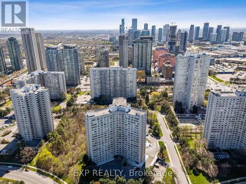 1010 - 3695 Kaneff Crescent, Mississauga, ON - Outdoor With View