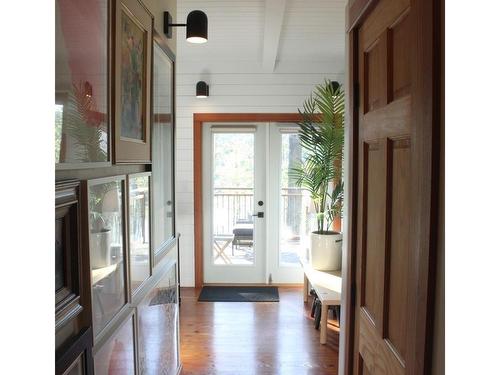 3711 Compass Cres, Pender Island, BC - Indoor Photo Showing Other Room