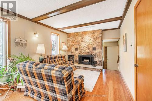 76 Walkem Drive, New Tecumseth, ON - Indoor Photo Showing Living Room With Fireplace