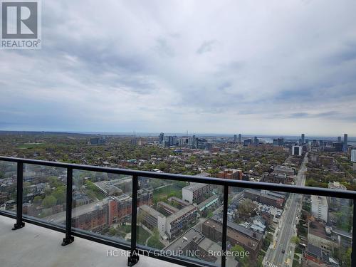 Ph 04 - 159 Wellesley Street E, Toronto, ON - Outdoor With View