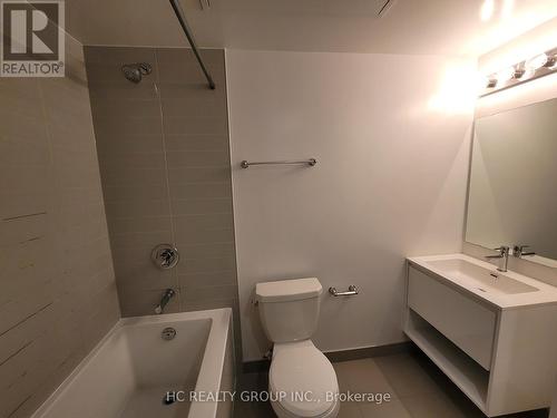 Ph 04 - 159 Wellesley Street E, Toronto, ON - Indoor Photo Showing Bathroom