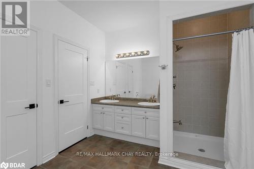 20 Tanglewood Crescent, Oro-Medonte, ON - Indoor Photo Showing Bathroom