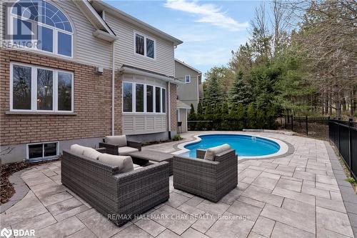 20 Tanglewood Crescent, Oro-Medonte, ON - Outdoor With In Ground Pool With Deck Patio Veranda With Exterior
