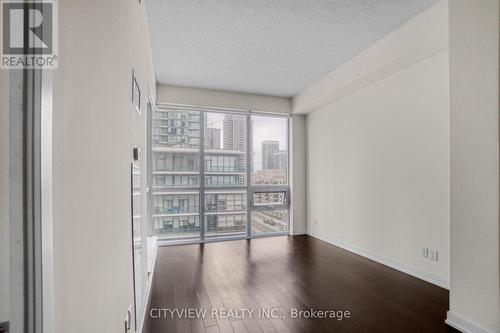 605 - 510 Curran Place, Mississauga, ON - Indoor Photo Showing Other Room