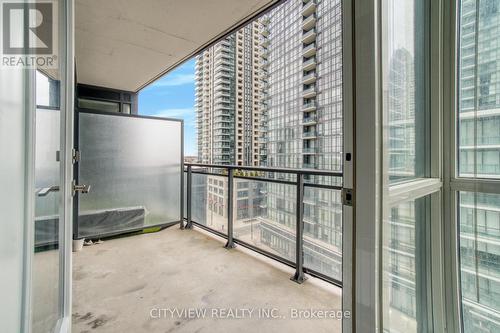 605 - 510 Curran Place, Mississauga, ON - Outdoor With Balcony With Exterior