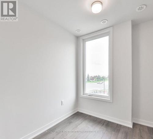 21 - 3425 Ridgeway Drive, Mississauga, ON - Indoor Photo Showing Other Room