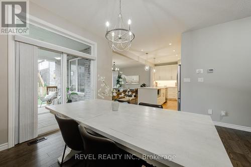 11 Chamberlain Avenue, Ingersoll, ON - Indoor Photo Showing Dining Room