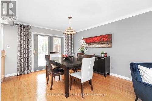16 Palm Court, Hamilton, ON - Indoor Photo Showing Dining Room