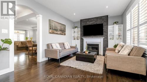 39 Orangeblossom Trail, Brampton (Credit Valley), ON - Indoor Photo Showing Living Room With Fireplace