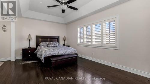 39 Orangeblossom Trail, Brampton, ON - Indoor Photo Showing Bedroom