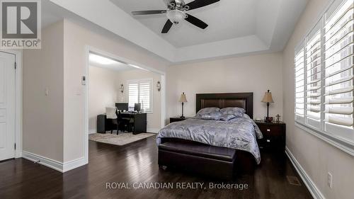 39 Orangeblossom Trail, Brampton, ON - Indoor Photo Showing Bedroom