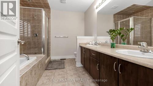 39 Orangeblossom Trail, Brampton, ON - Indoor Photo Showing Bathroom