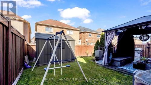 39 Orangeblossom Trail, Brampton, ON - Outdoor