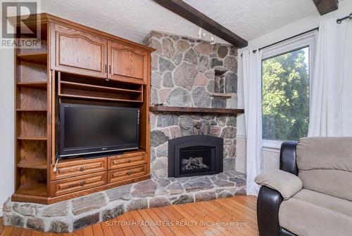 804 Forks Of The Credit Road, Caledon, ON - Indoor Photo Showing Living Room With Fireplace