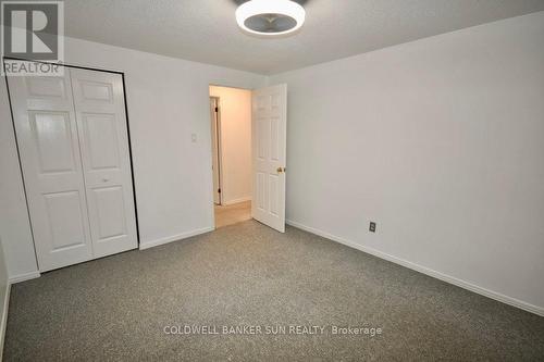 17 - 160 Conway Drive, London, ON - Indoor Photo Showing Other Room