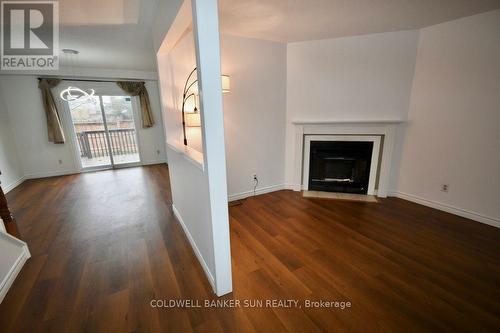 17 - 160 Conway Drive, London, ON - Indoor Photo Showing Living Room With Fireplace
