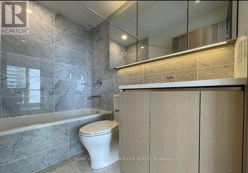 #3501 - 85 Mcmahon Drive, Toronto, ON - Indoor Photo Showing Bathroom