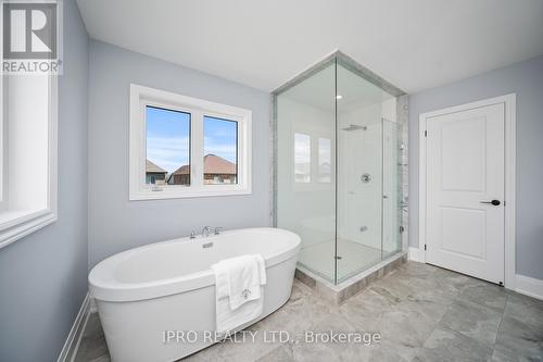 1468 Farrow Crescent, Innisfil, ON - Indoor Photo Showing Bathroom