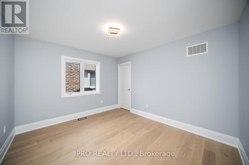 1468 Farrow Crescent, Innisfil, ON - Indoor Photo Showing Other Room