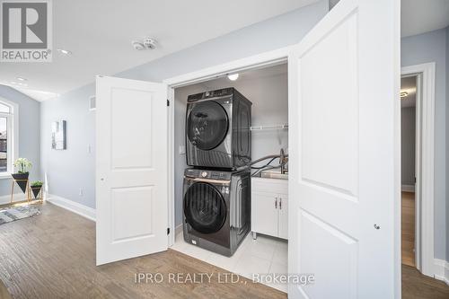 1468 Farrow Crescent, Innisfil, ON - Indoor Photo Showing Laundry Room