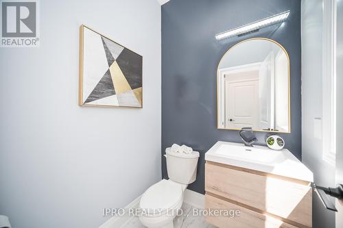 1468 Farrow Crescent, Innisfil, ON - Indoor Photo Showing Bathroom