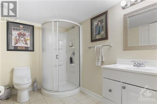 4 Pelee Street, Kanata, ON - Indoor Photo Showing Bathroom