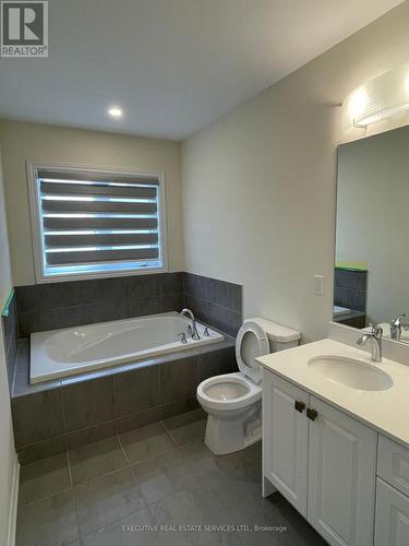 99 Jonkman Boulevard, Bradford West Gwillimbury, ON - Indoor Photo Showing Bathroom