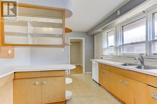 19 Morewood Crescent, Toronto, ON - Indoor Photo Showing Kitchen With Double Sink