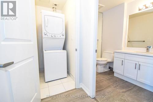 506 - 560 North Service Road, Grimsby, ON - Indoor Photo Showing Laundry Room