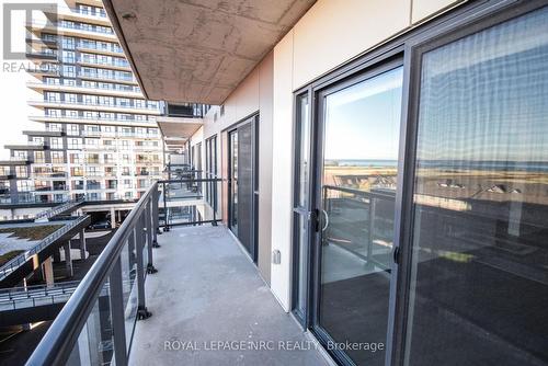 506 - 560 North Service Road, Grimsby, ON - Outdoor With Balcony With Exterior