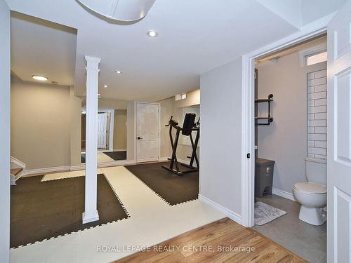 8 Catalpa Cres, Vaughan, ON - Indoor Photo Showing Gym Room