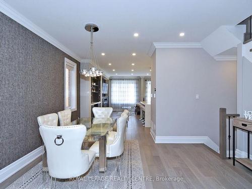 8 Catalpa Cres, Vaughan, ON - Indoor Photo Showing Dining Room