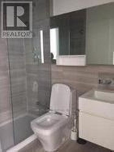 5202 - 45 Charles Street E, Toronto, ON - Indoor Photo Showing Bathroom
