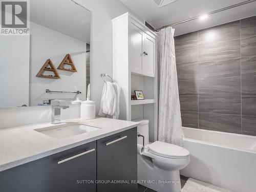 11 - 169 Jones Avenue, Toronto, ON - Indoor Photo Showing Bathroom