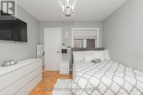 50 Riel Drive, Richmond Hill, ON - Indoor Photo Showing Bedroom