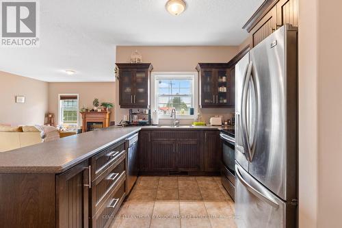 17 Rosemary Court, Prince Edward County, ON - Indoor Photo Showing Kitchen