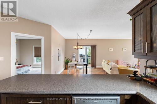 17 Rosemary Court, Prince Edward County, ON - Indoor Photo Showing Kitchen